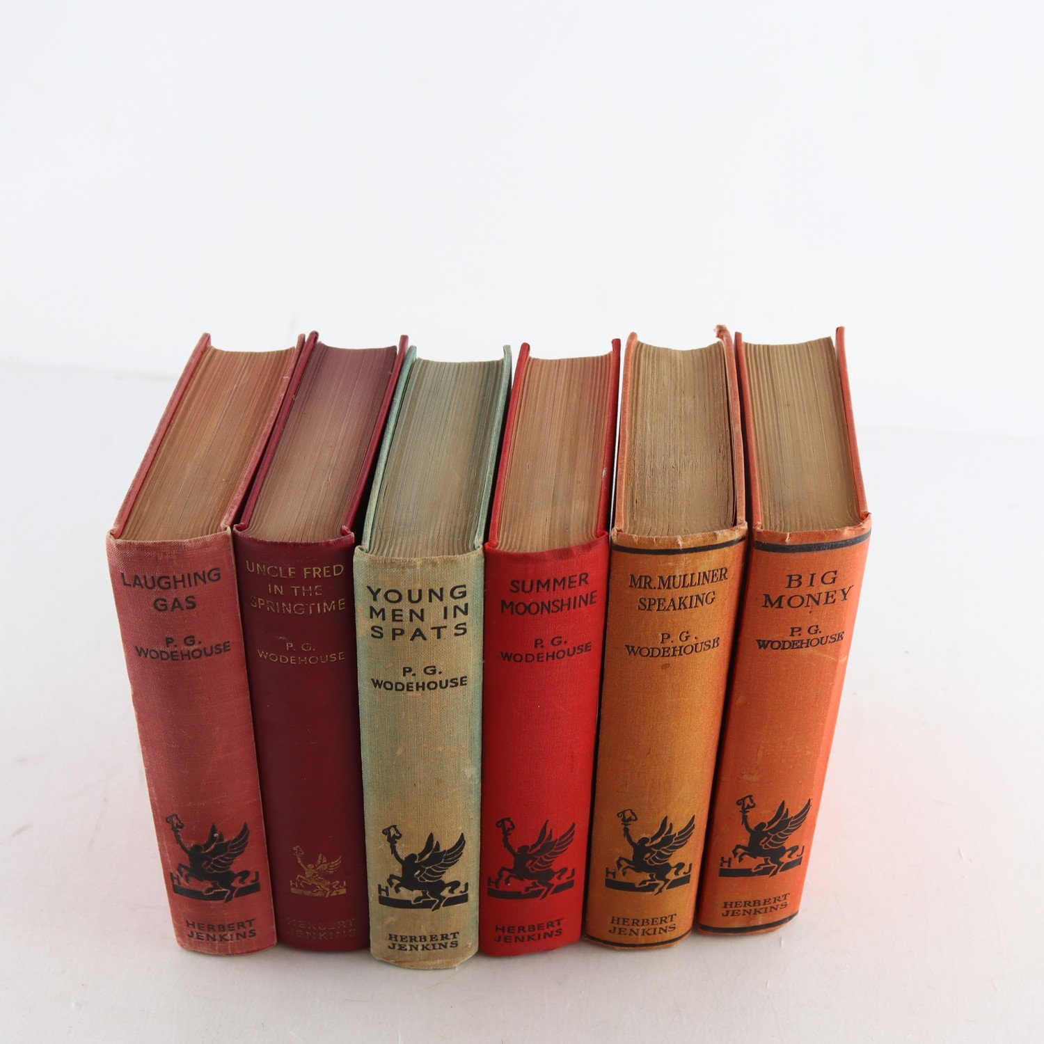 P.G. Wodehouse, 6 st engelska förstautgåvor, utgivna 1929-1939. Samfraktas ej.