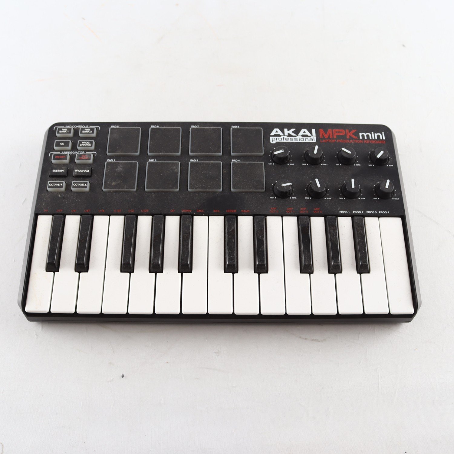 Keyboard, Akai MPK mini.