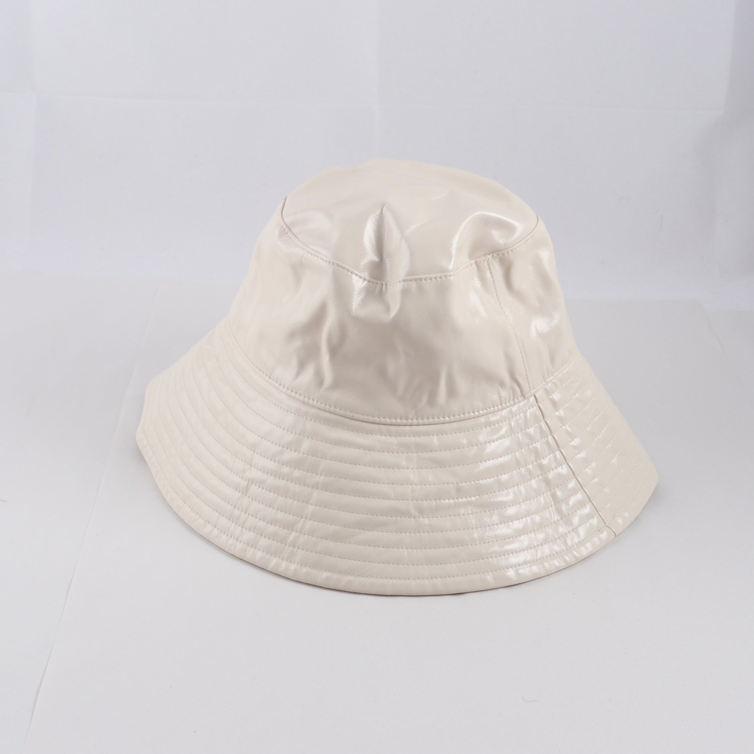 Hatt, & Other Stories, beige