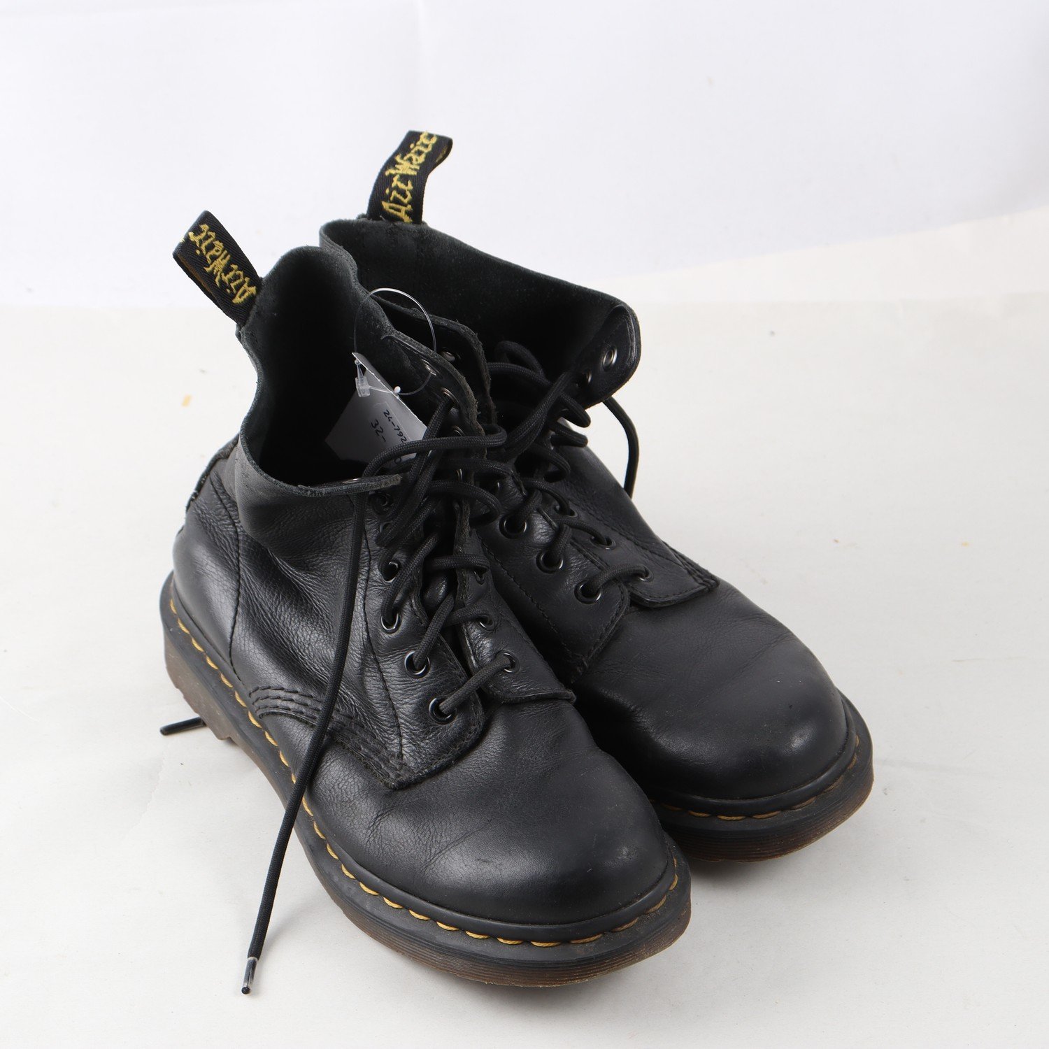 Kängor, Dr Martens, stl. 38