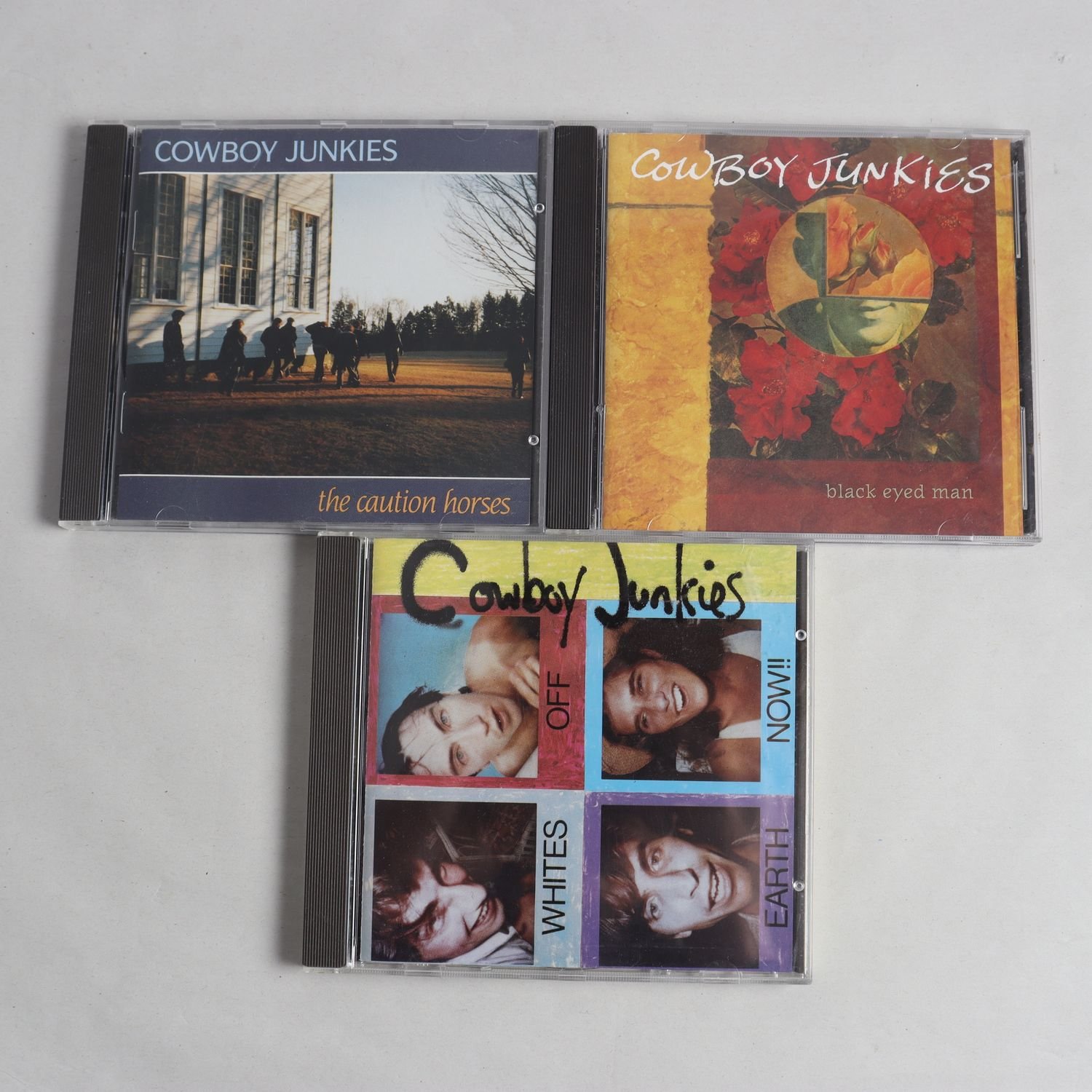 CD Cowboy Junkies, Tre titlar