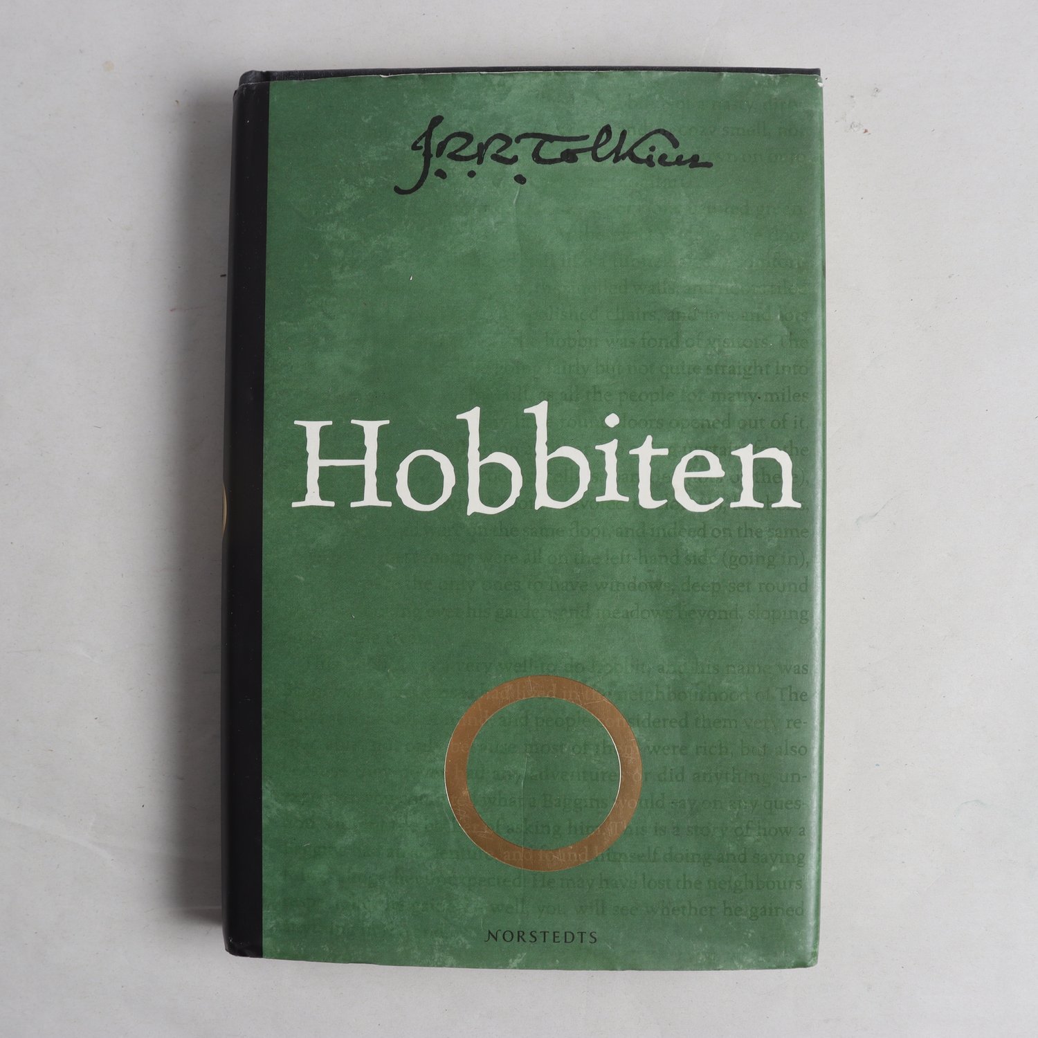 J. R. R. Tolkien, Hobbiten