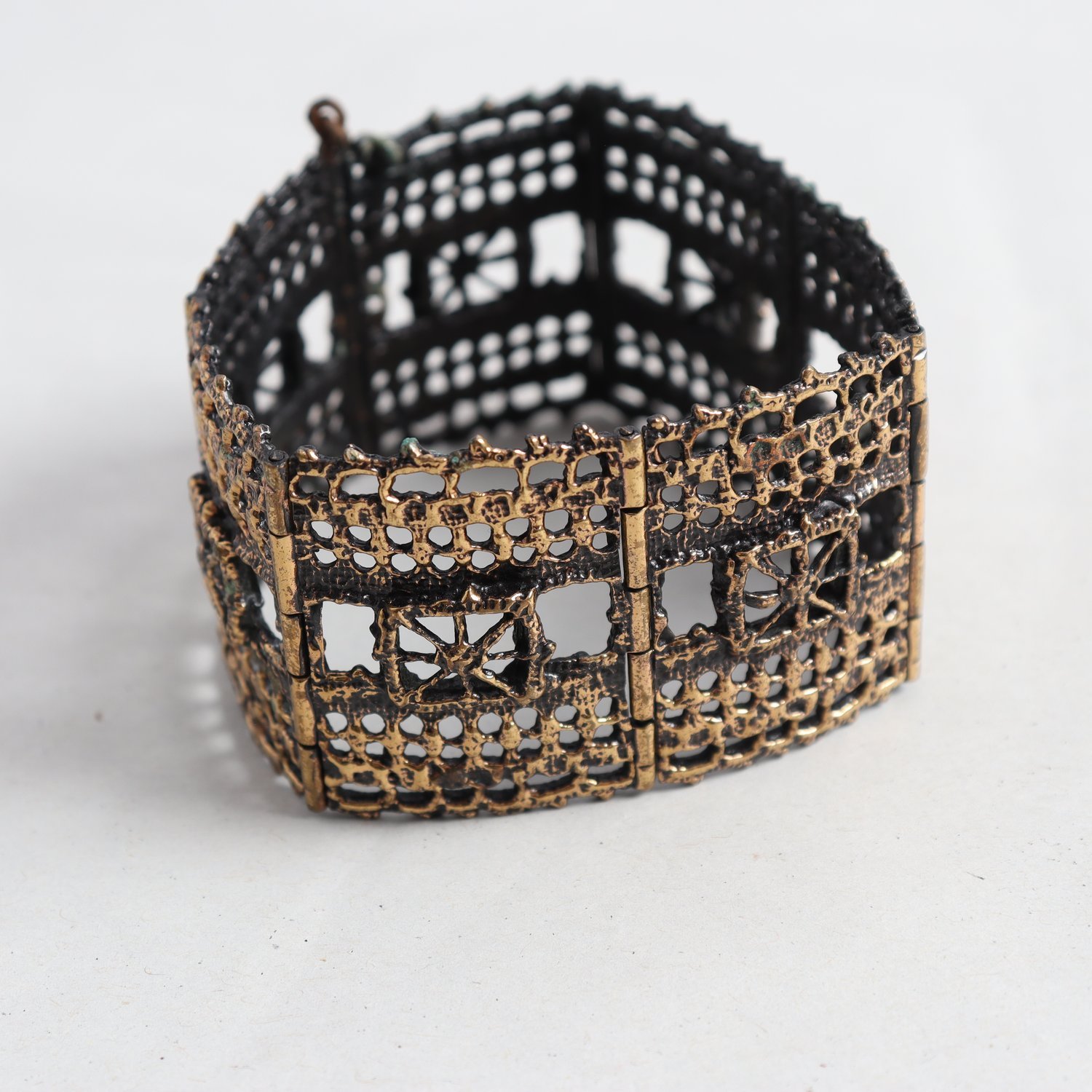 Armband, patinerad brons, Pentti Sarpaneva, Finland