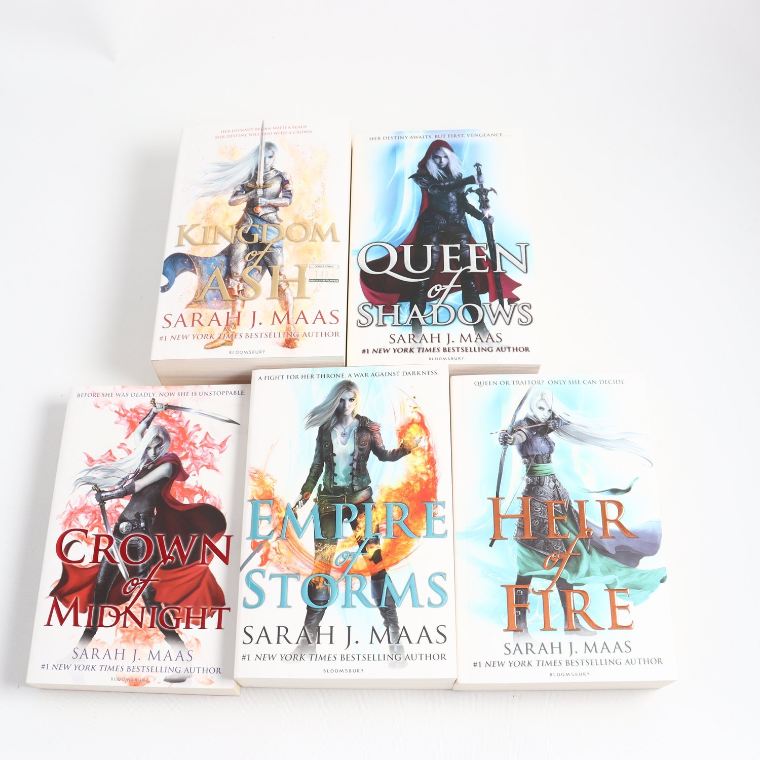 Sarah J. Maas, A Throne of Glass, Vol. 1-5. Samfraktas ej.