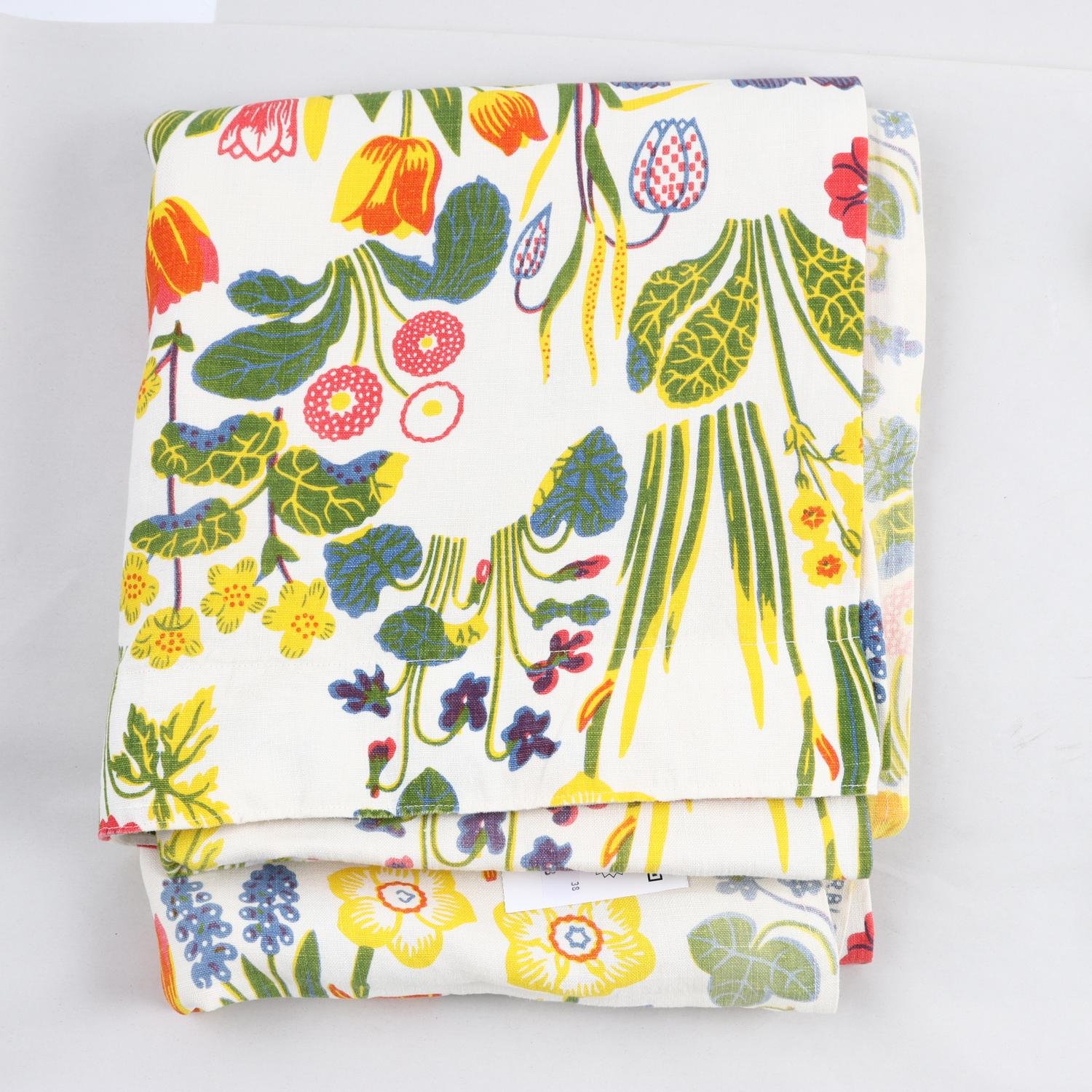 Gardin, 2 st, Svenskt Tenn av Josef frank, blommig, stl. ca 305 x 125 cm