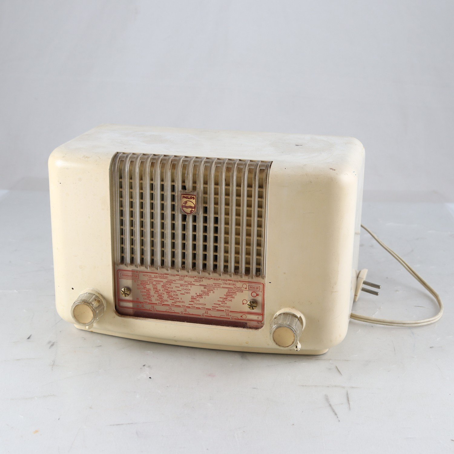 Radio, Philips, Vintage. Samfraktas ej.