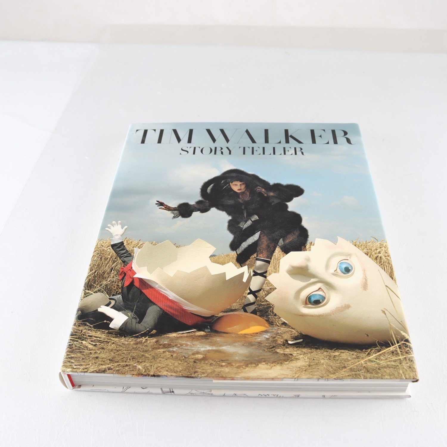 Tim Walker – Storyteller