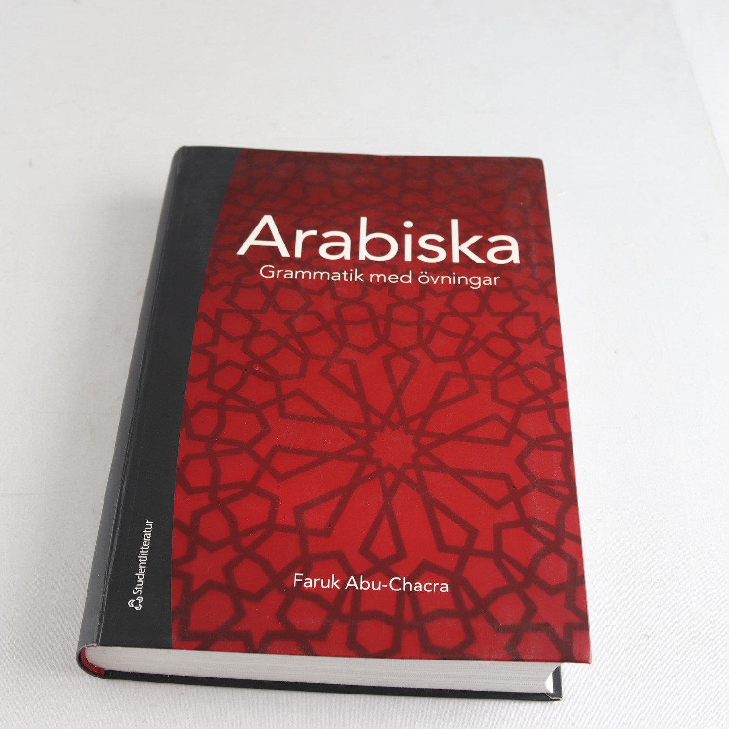 Arabiska: Grammatik med övningar, Faruk Abu-Chacra (med CD)