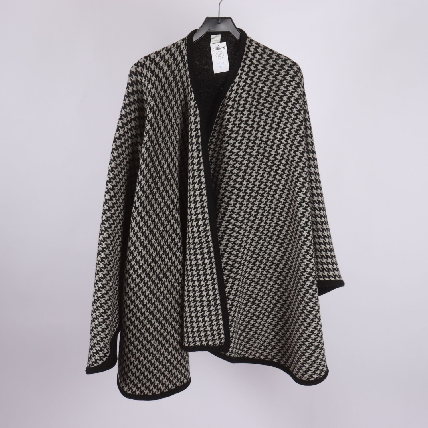 Poncho/cape, svart, vit, mönstrad, stl. One size