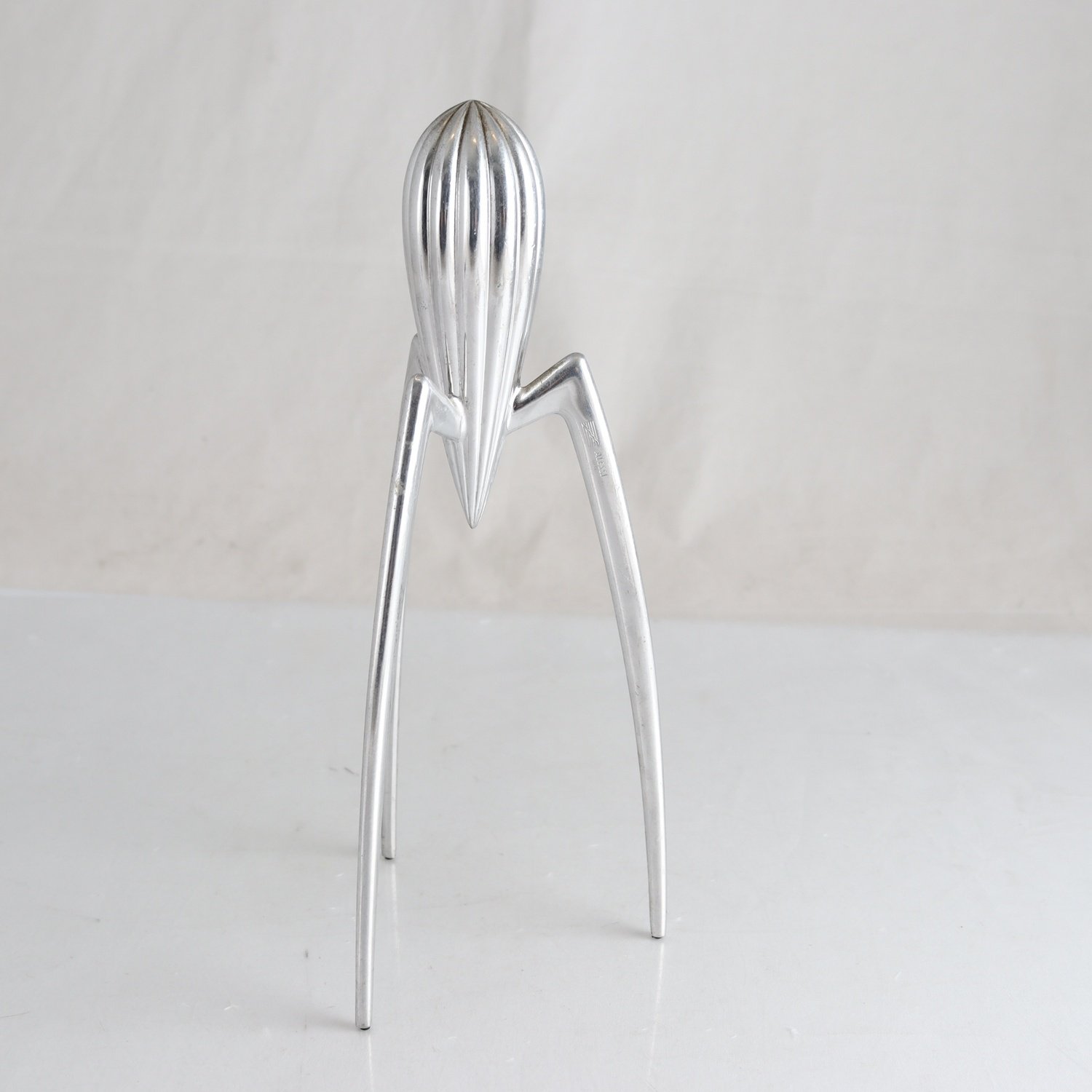 Citruspress, aluminium, Juicy Salif, Philippe Starck, Alessi