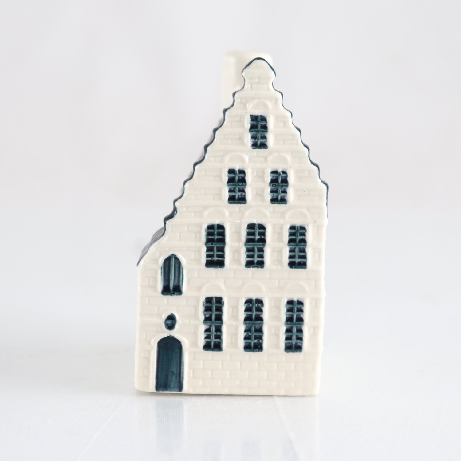 Miniatyr, porslin, KLM Bols Delft-hus, nr 44