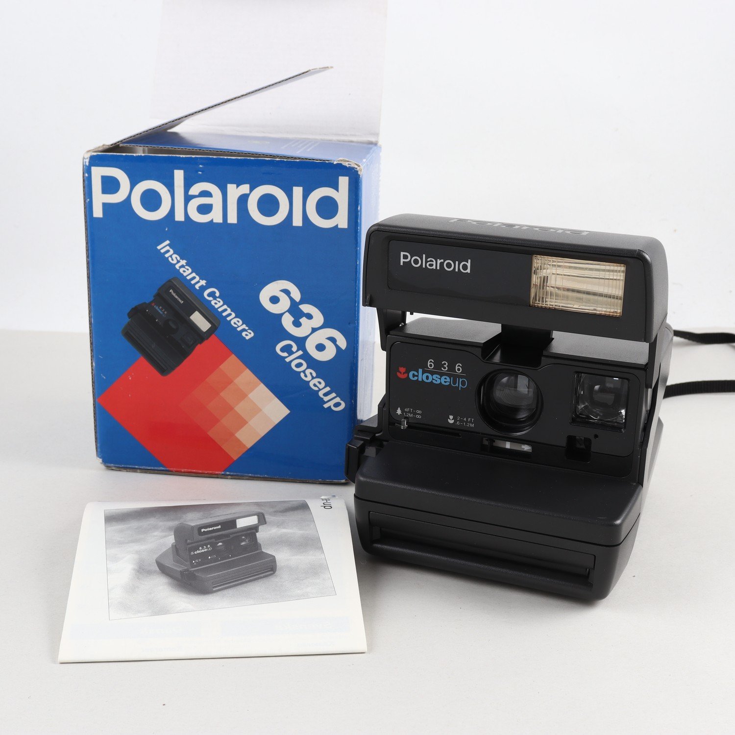 Polaroid kamera 633 closeup