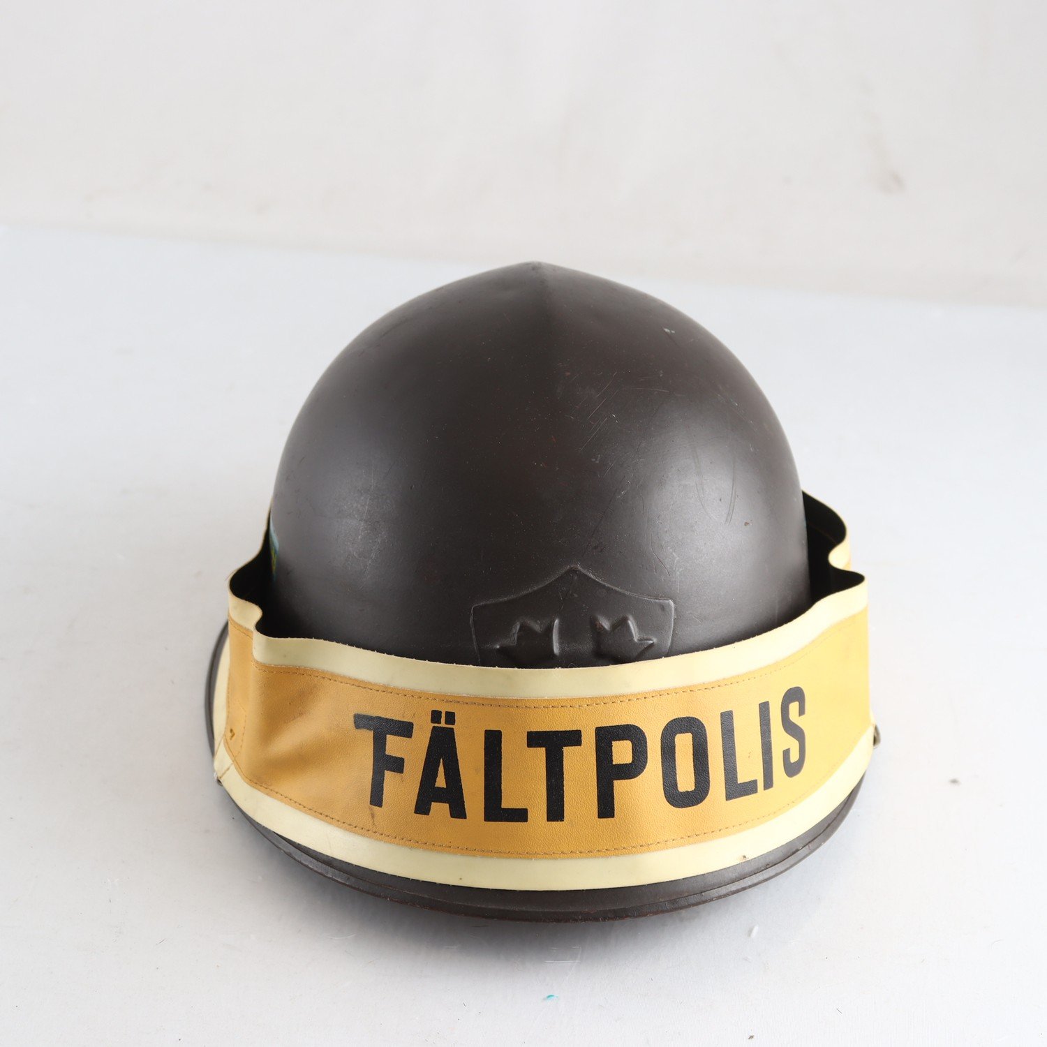 Militär hjälm, Fältpolis. Samfraktas ej.