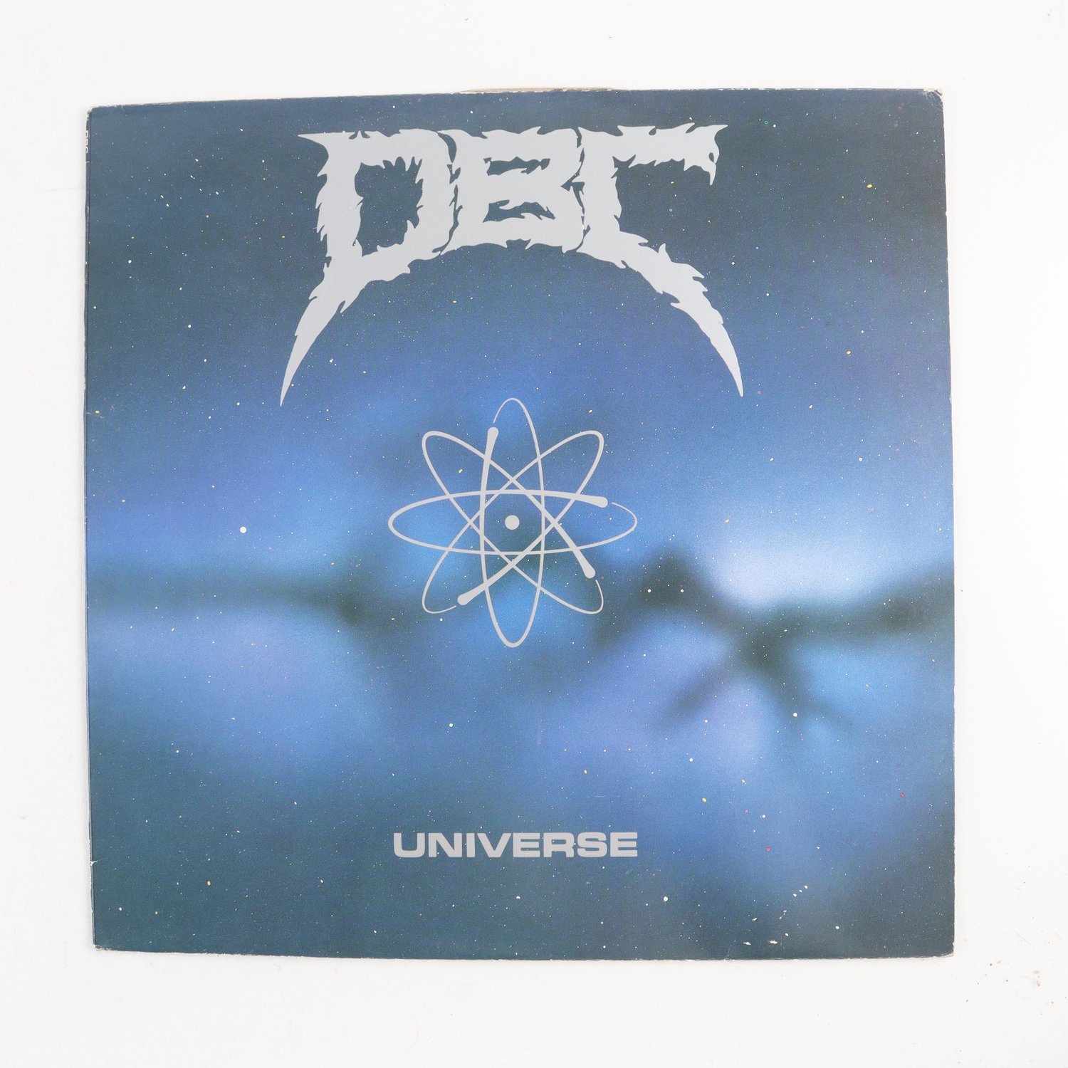 LP DBC, Universe