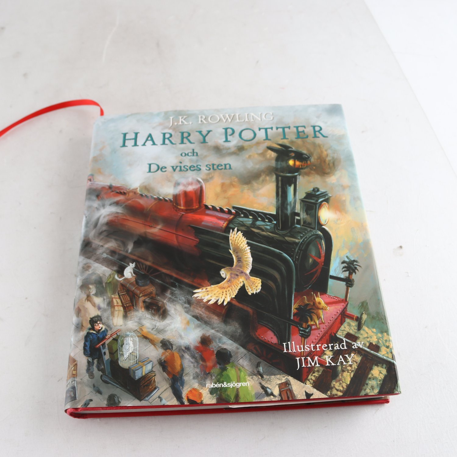 Harry Potter och de vises sten- J.K Rowling, illustrerad av Jim Kay