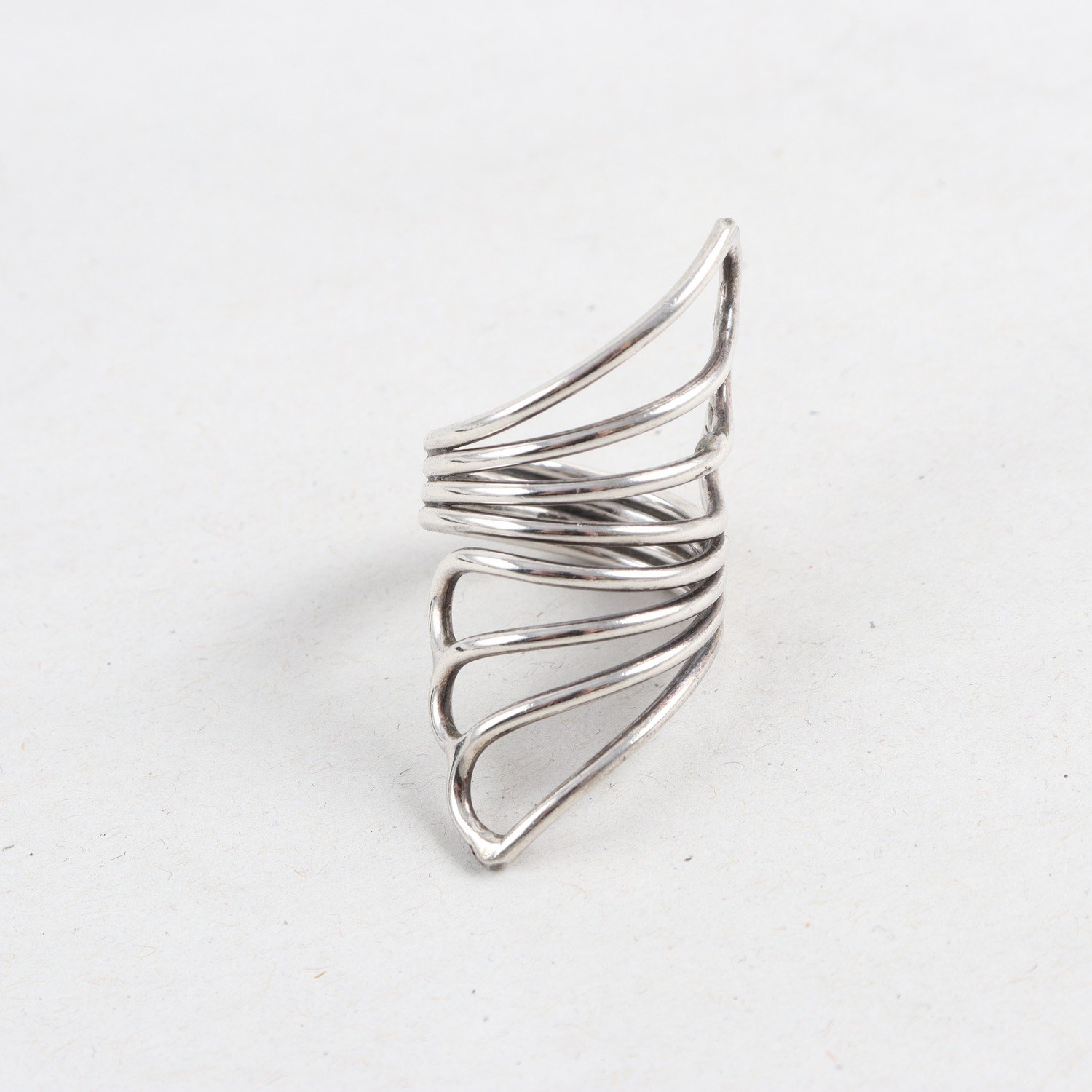 Ring, spiralform, silver 925, vikt: 10,6g