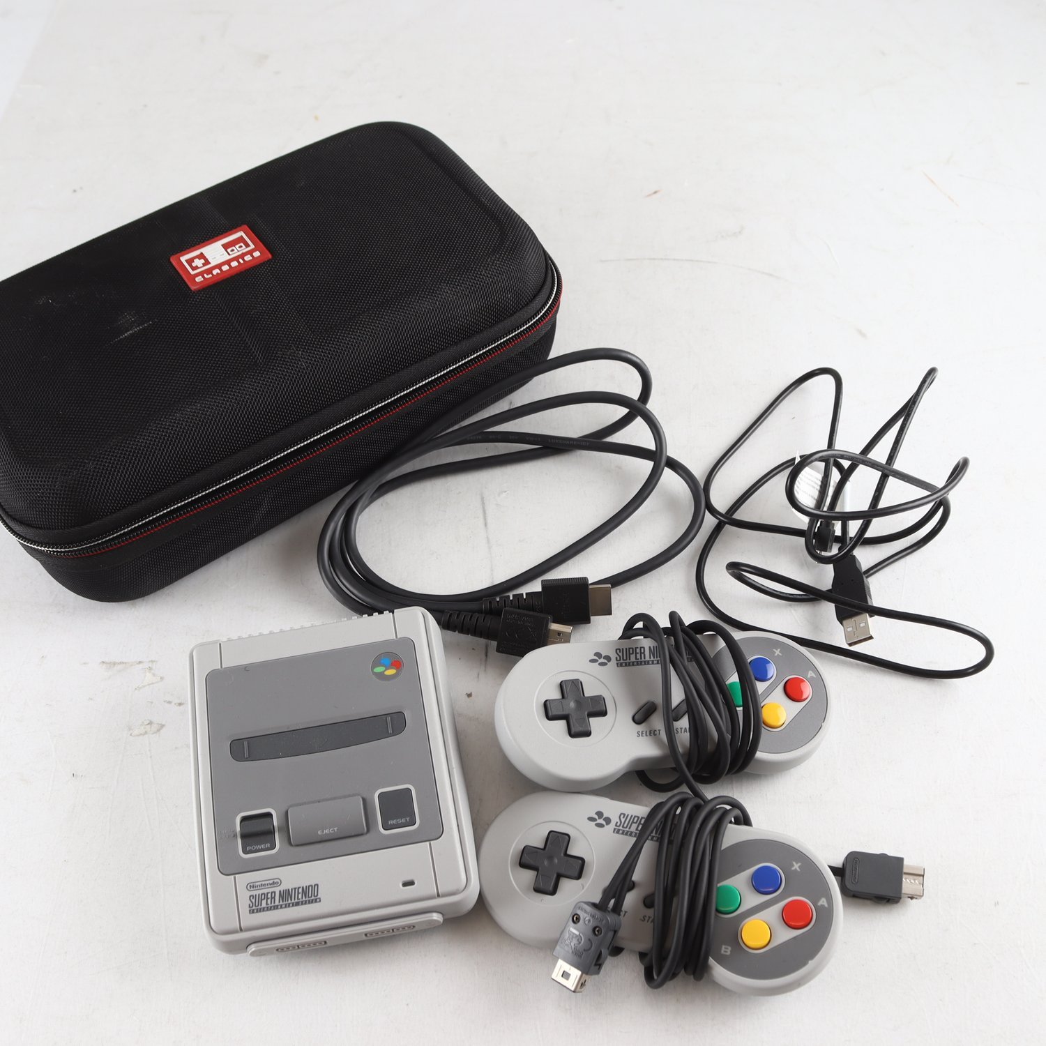 Classic Mini: Super Nintendo Entertainment System