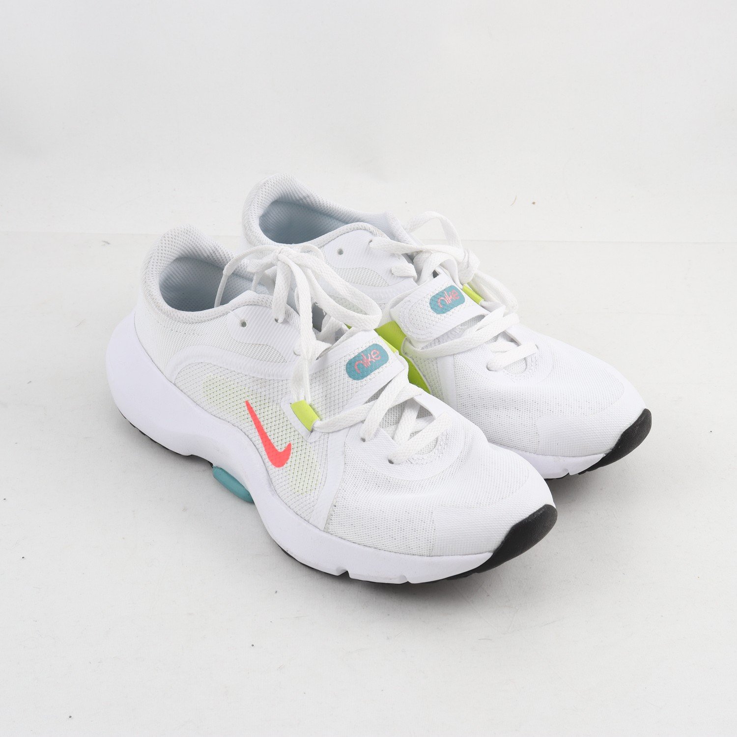 Sneakers, Nike, vit, stl. 39