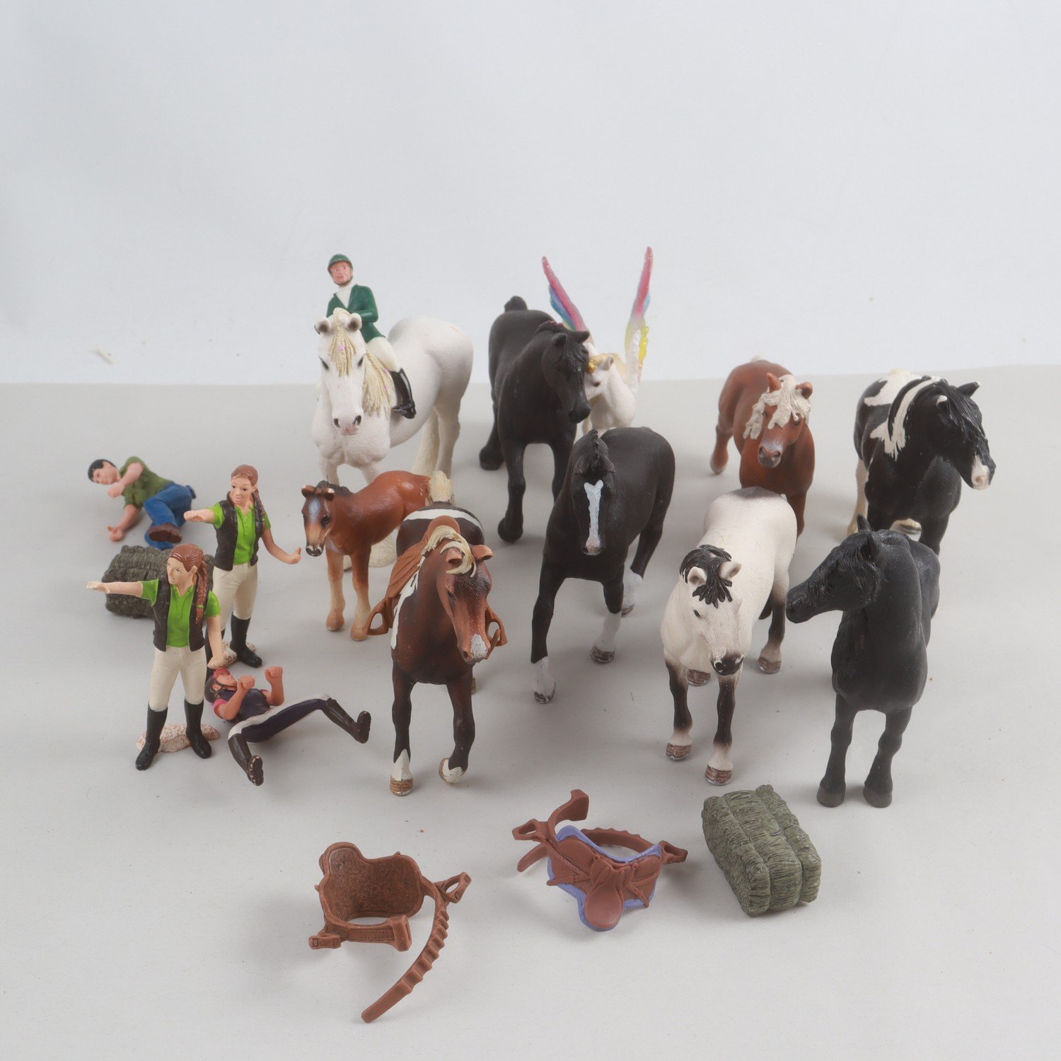 Hästar, Schleich, blandat, med tillbehör.