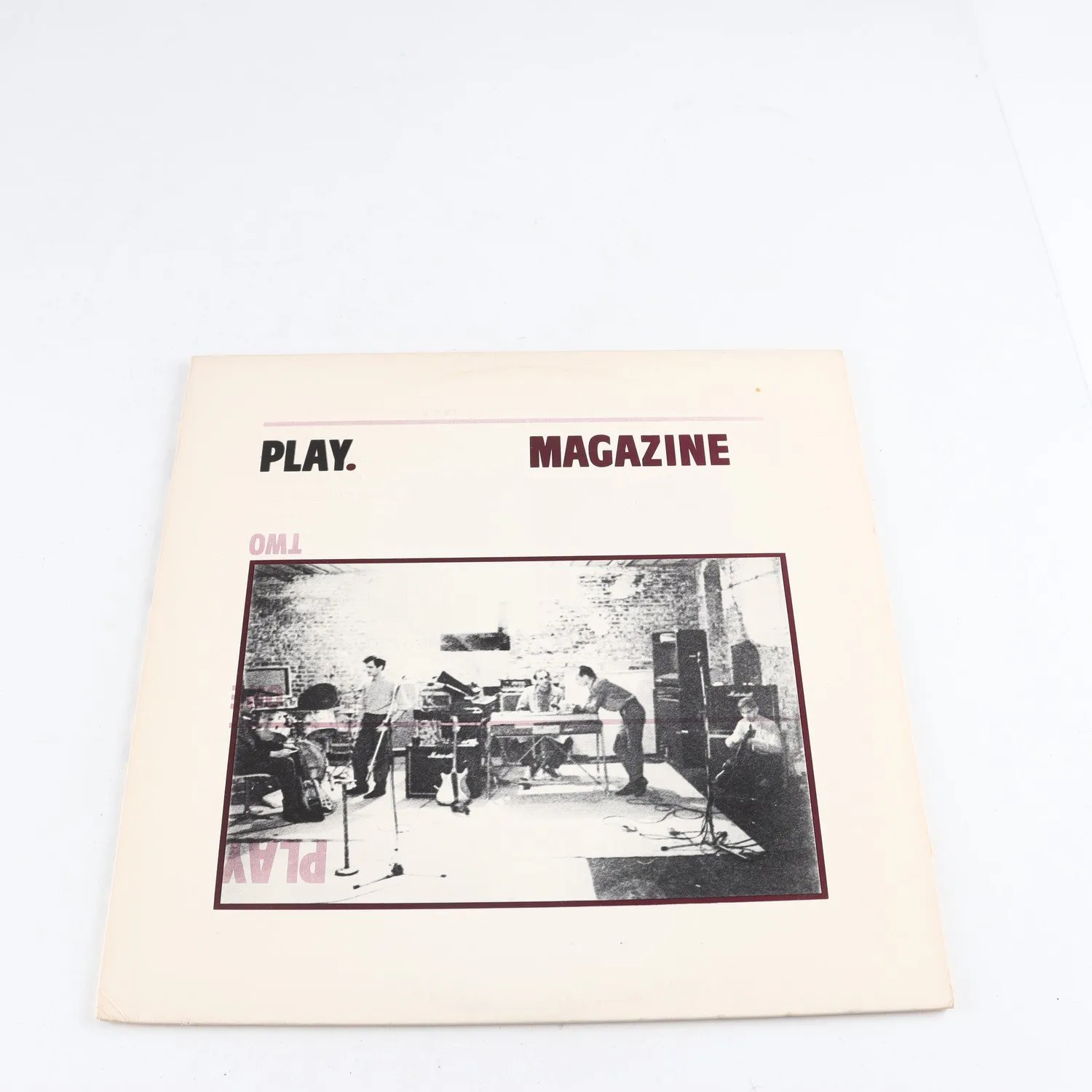 LP Magazine, Play.