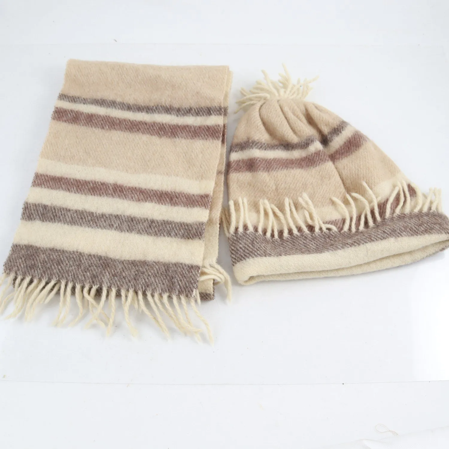 Set Halsduk/Mössa, Gotlands Ylle AB, beige