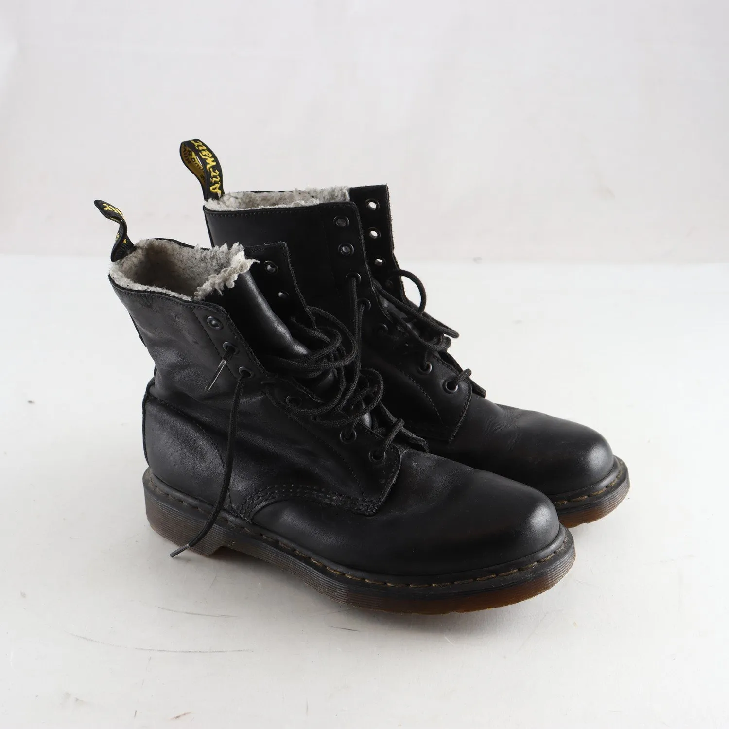 Fodrade kängor, Dr. Martens, läder, stl. 40