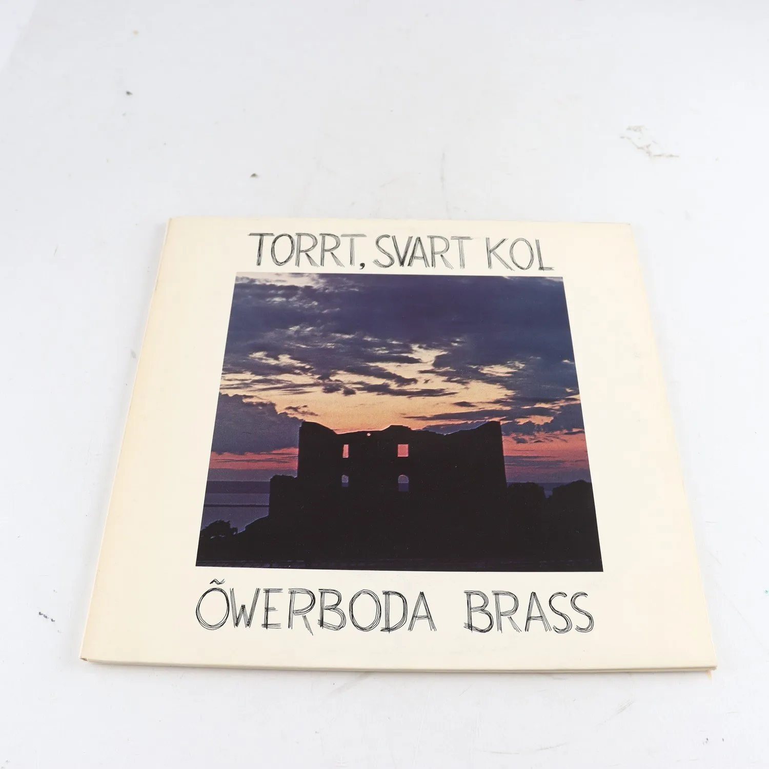 LP Öwerboda Brass, Torrt, Svart kol