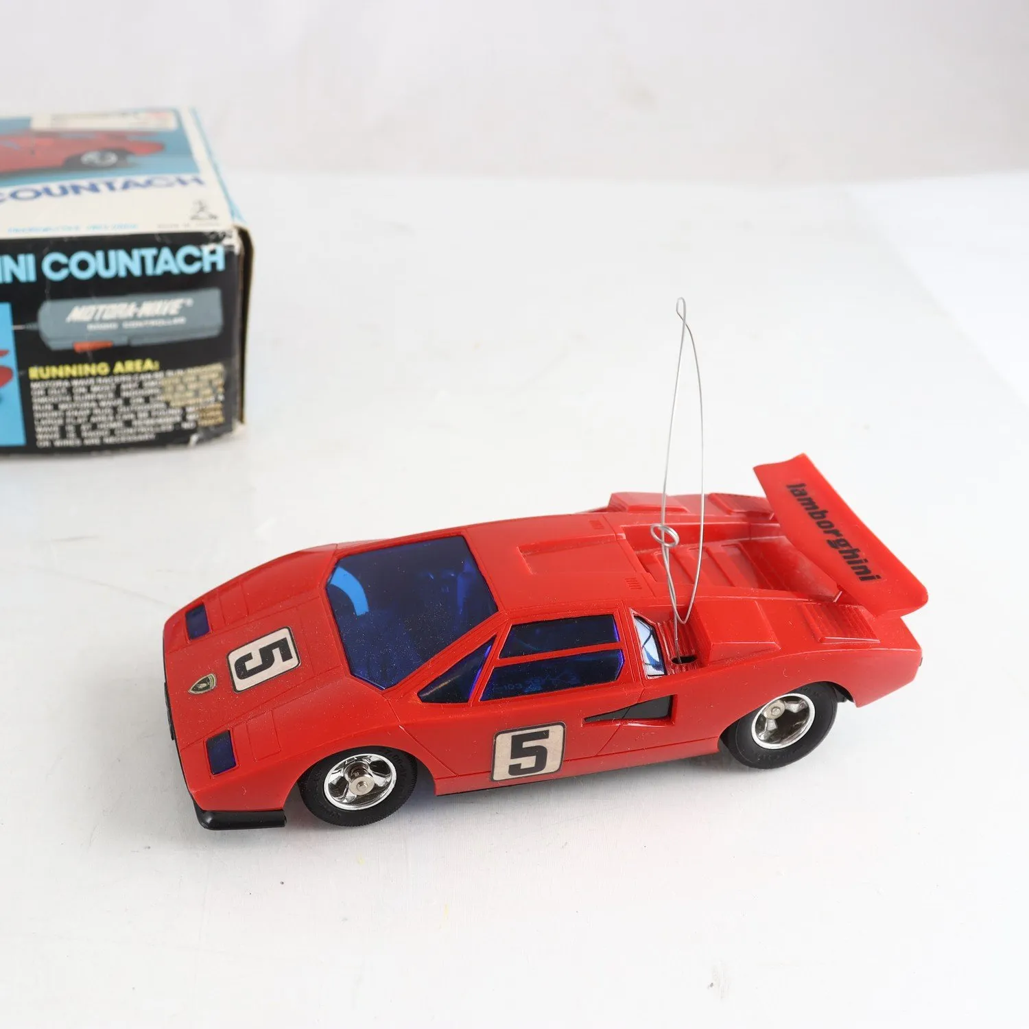 Radiostyrd bil, Lamborghini countach, taiyo japan.