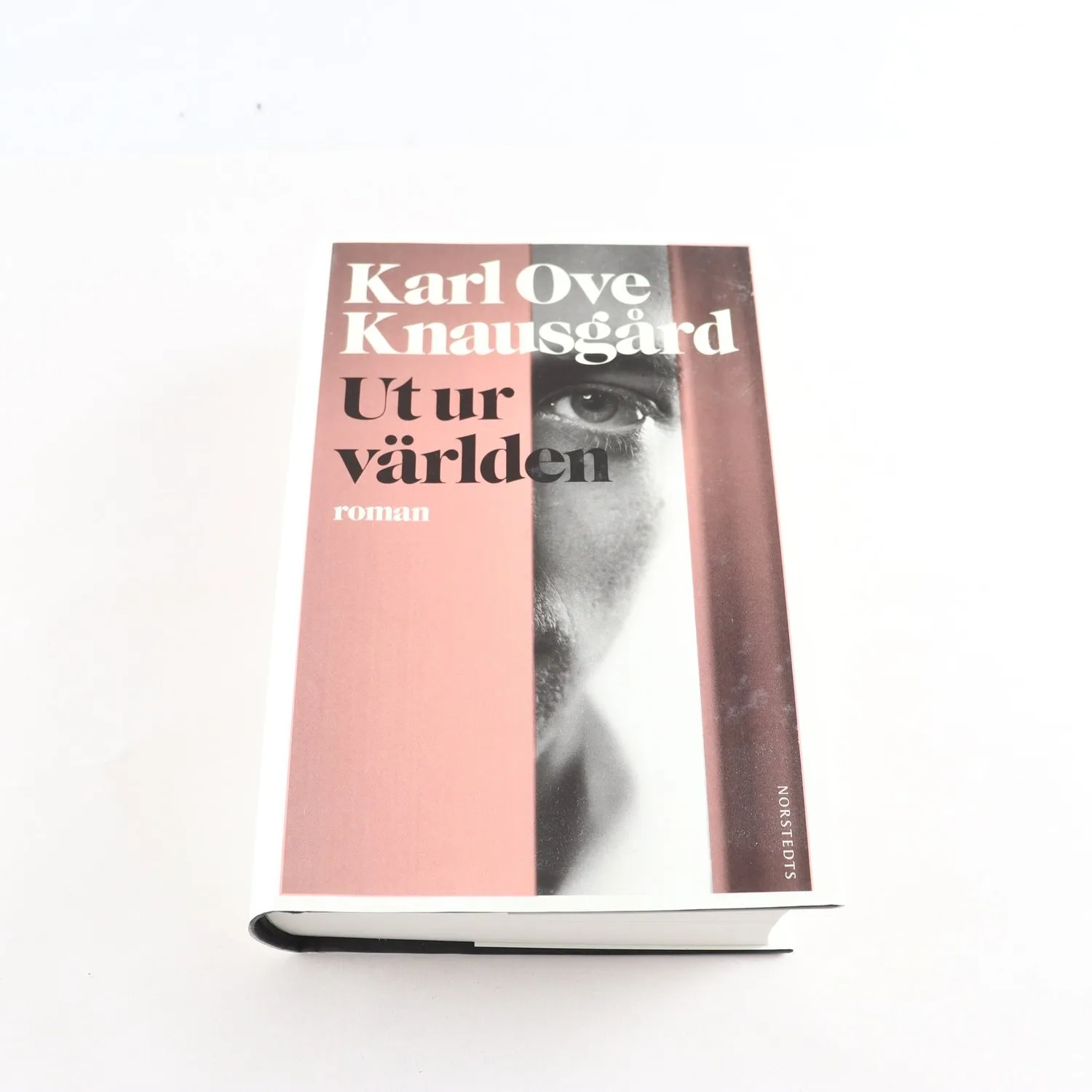 Karl Ove Knausgård, Ut ur världen