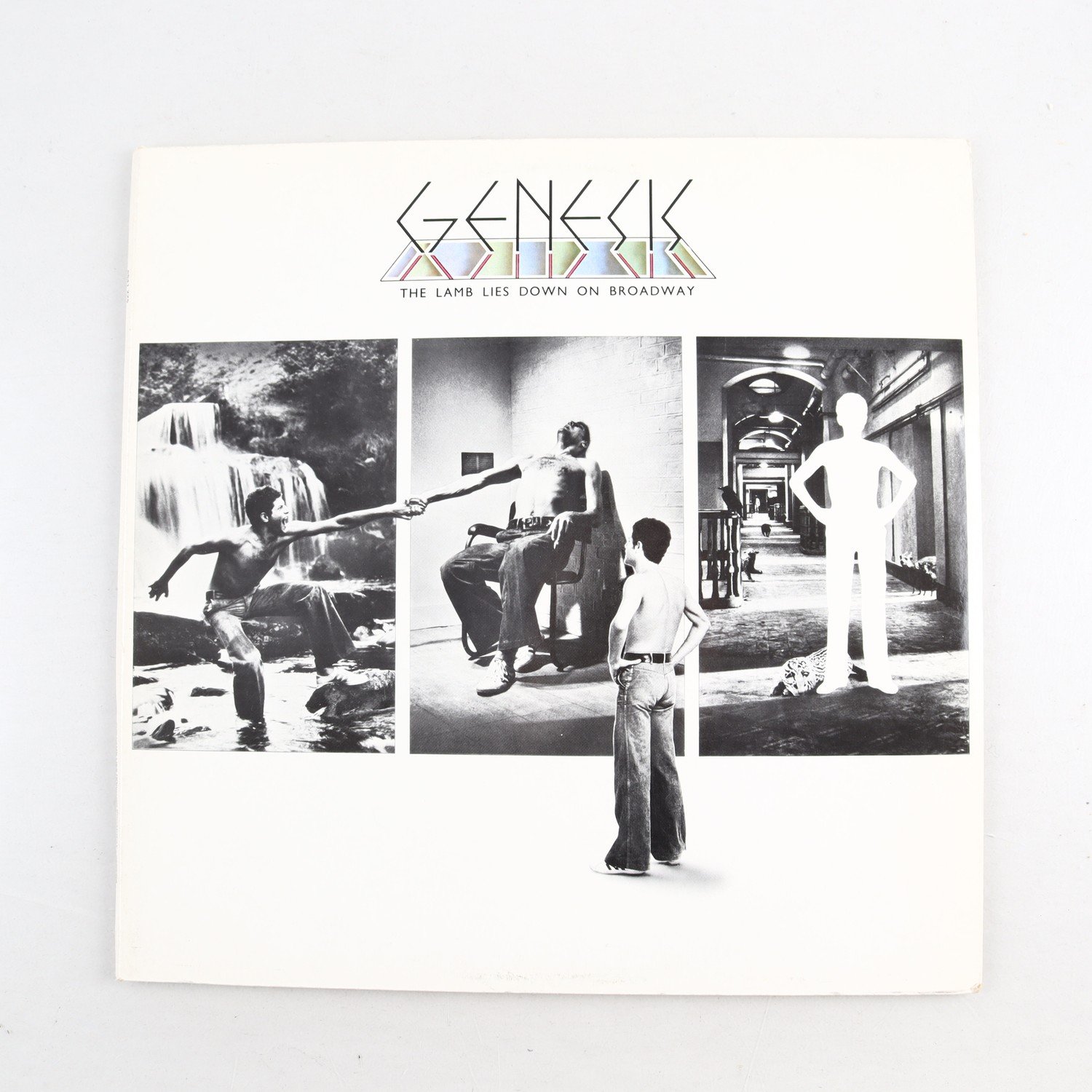 LP Genesis, The Lamb Lies Down On Broadway