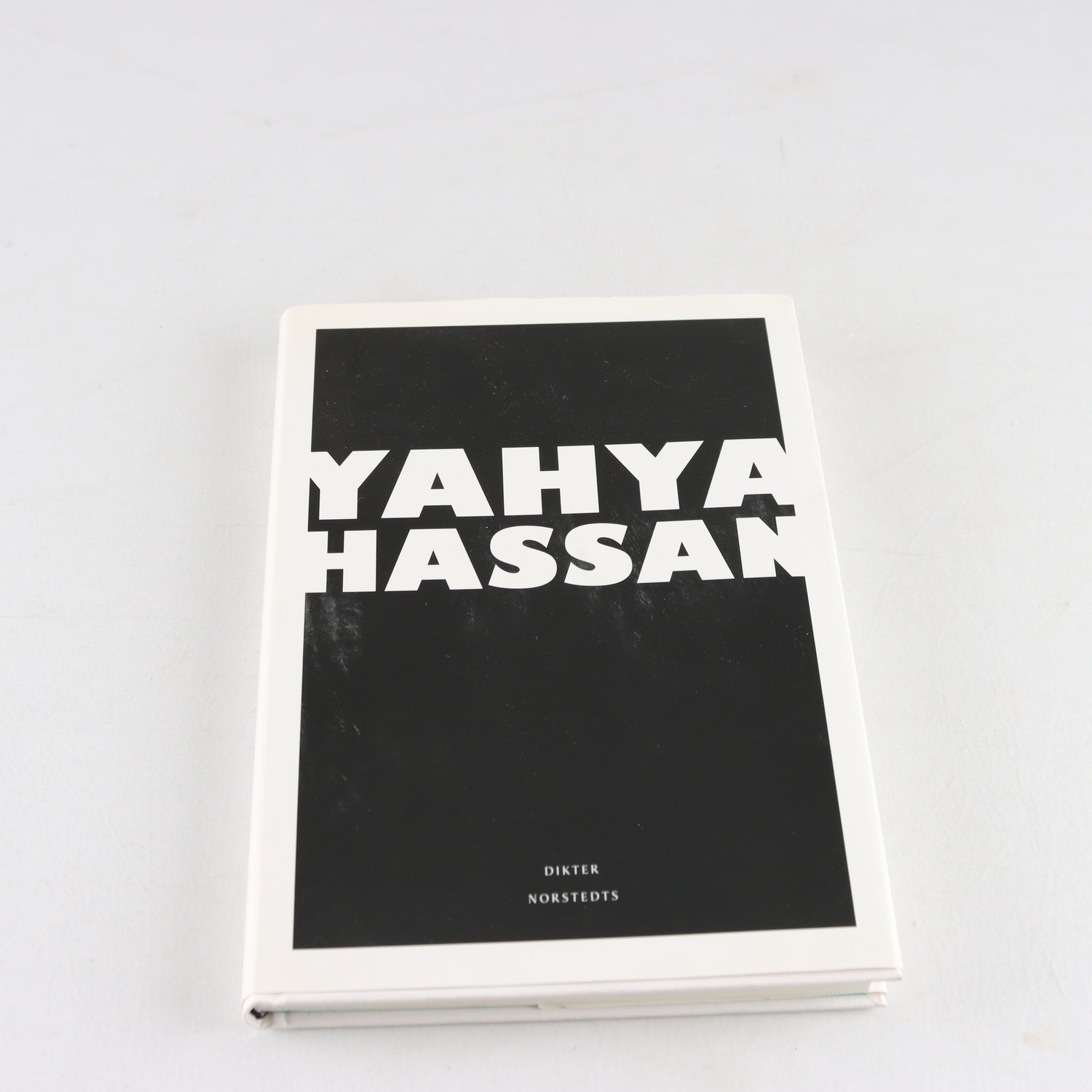 Yahya Hassan, Dikter