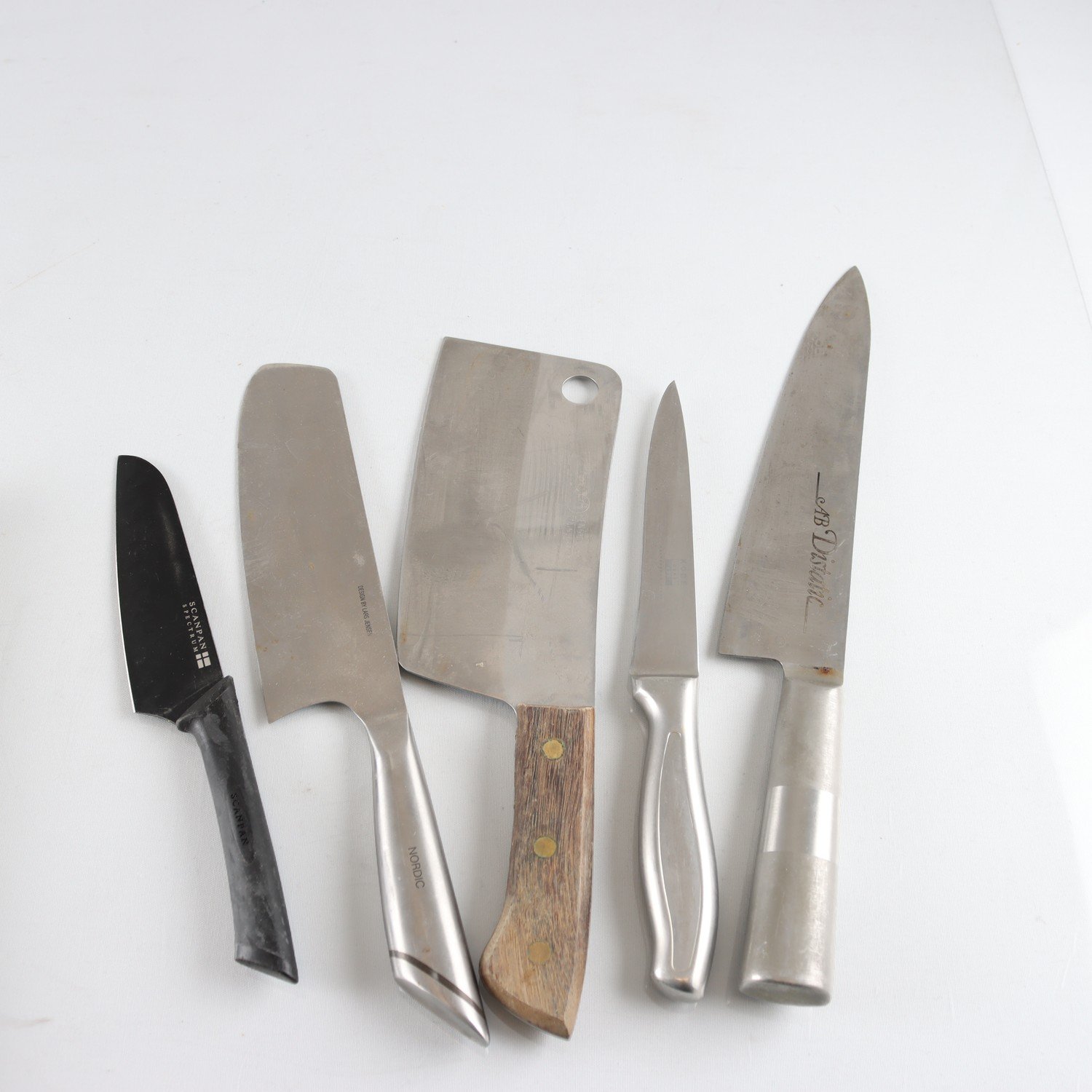 Knivar, Lars Jensen, Scanpan, Kobe, Nelson, hacka Penguin brand. Samfraktas ej.